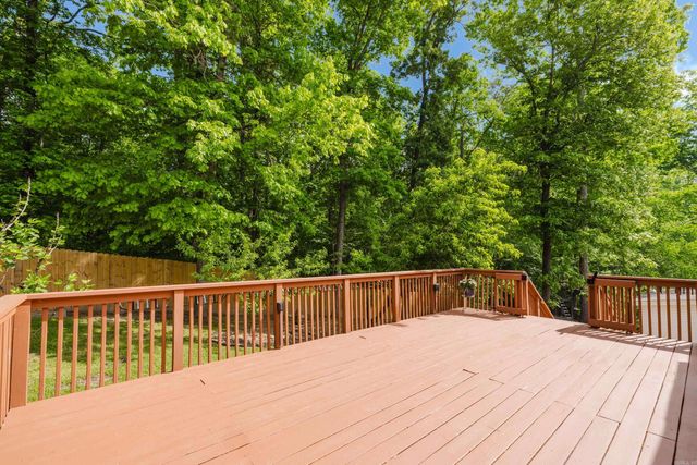 1202 Oxford Ave, Benton, AR 72019