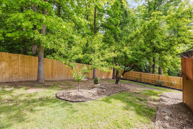 1202 Oxford Ave, Benton, AR 72019