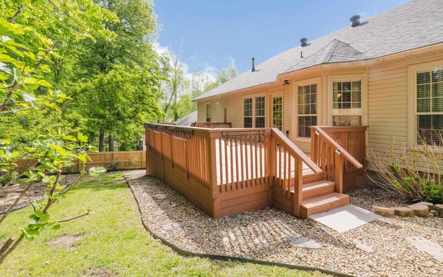 1202 Oxford Ave, Benton, AR 72019