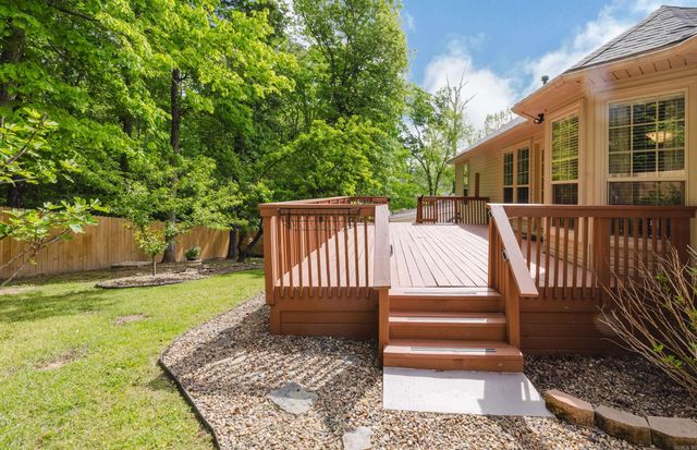 1202 Oxford Ave, Benton, AR 72019