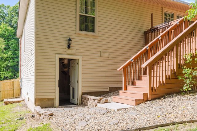 1202 Oxford Ave, Benton, AR 72019