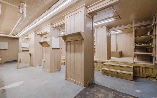 1202 Oxford Ave, Benton, AR 72019