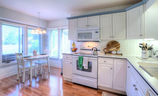 500 W Main Avenue 2, Zeeland City, MI 49464