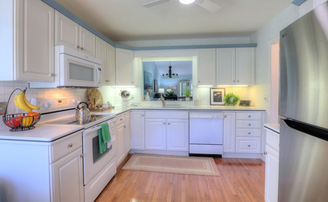 500 W Main Avenue 2, Zeeland City, MI 49464
