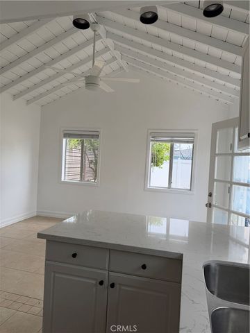 286 E 19th Back Unit, Costa Mesa, CA 92627