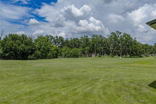 14080 SYDNEY ROAD, Dover, FL 33527