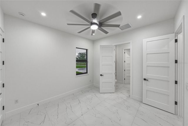 14080 SYDNEY ROAD, Dover, FL 33527