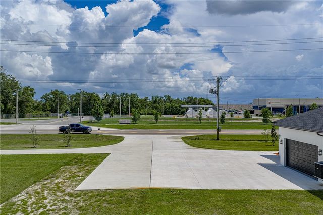 14080 SYDNEY ROAD, Dover, FL 33527