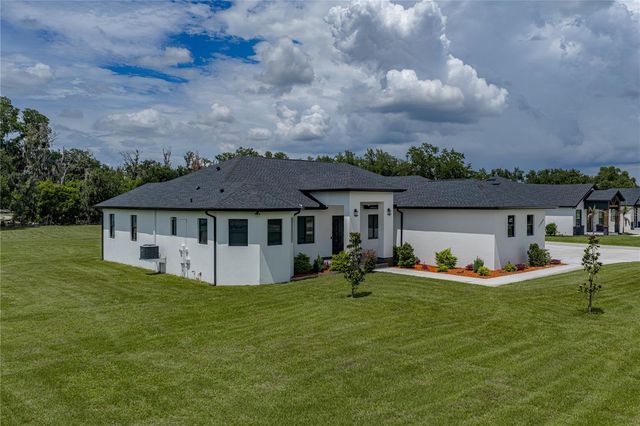 14080 SYDNEY ROAD, Dover, FL 33527