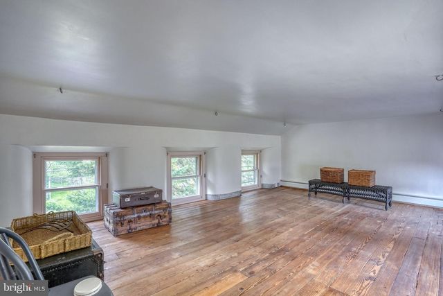 255 BUTTONWOOD RD, Landenberg, PA 19350