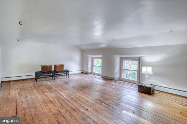 255 BUTTONWOOD RD, Landenberg, PA 19350