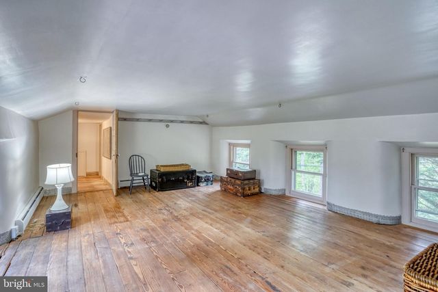 255 BUTTONWOOD RD, Landenberg, PA 19350