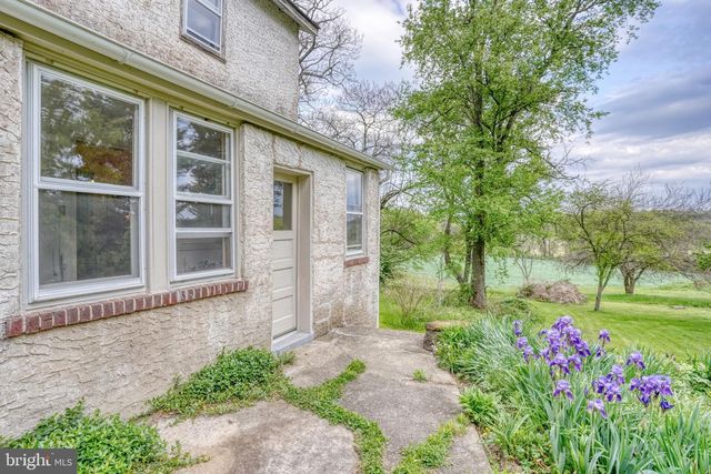 255 BUTTONWOOD RD, Landenberg, PA 19350