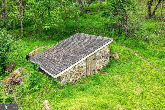 255 BUTTONWOOD RD, Landenberg, PA 19350
