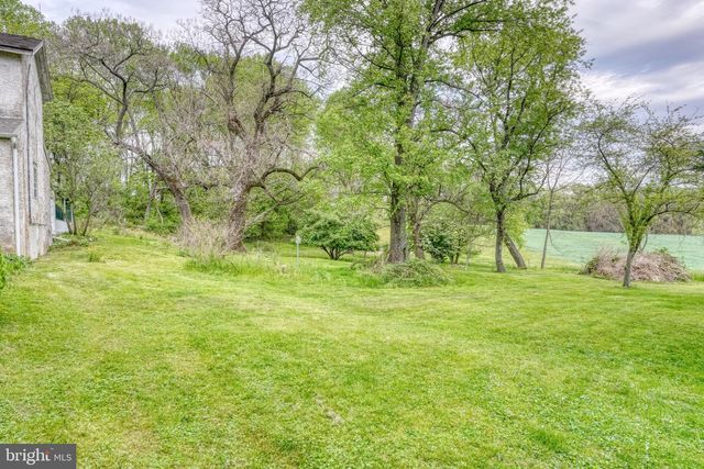 255 BUTTONWOOD RD, Landenberg, PA 19350