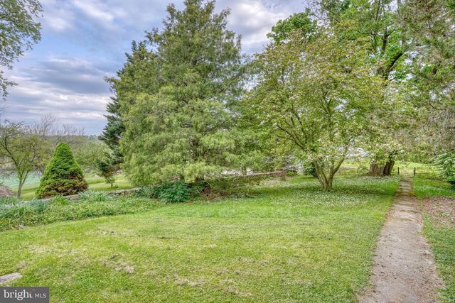 255 BUTTONWOOD RD, Landenberg, PA 19350
