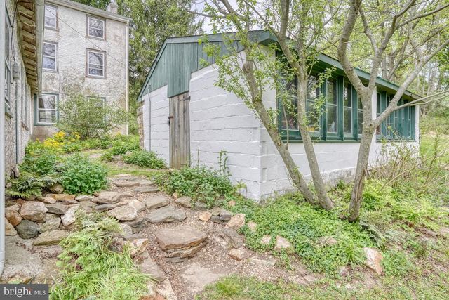 255 BUTTONWOOD RD, Landenberg, PA 19350