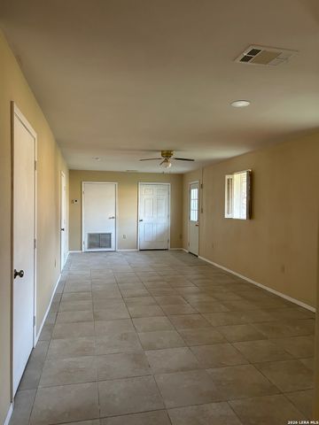 501 E Bowie, Beeville, TX 78102