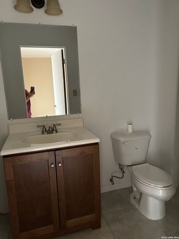 501 E Bowie, Beeville, TX 78102