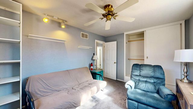 2009 June Street NE, Albuquerque, NM 87112