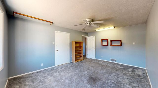 2009 June Street NE, Albuquerque, NM 87112