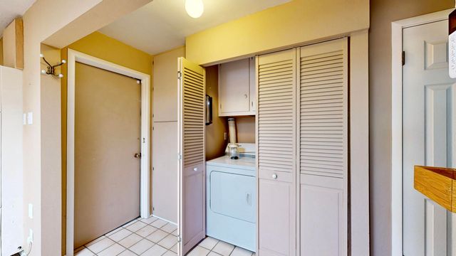 2009 June Street NE, Albuquerque, NM 87112