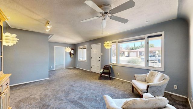2009 June Street NE, Albuquerque, NM 87112