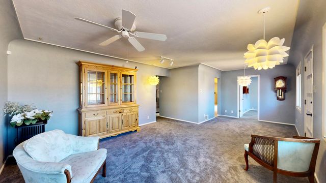 2009 June Street NE, Albuquerque, NM 87112