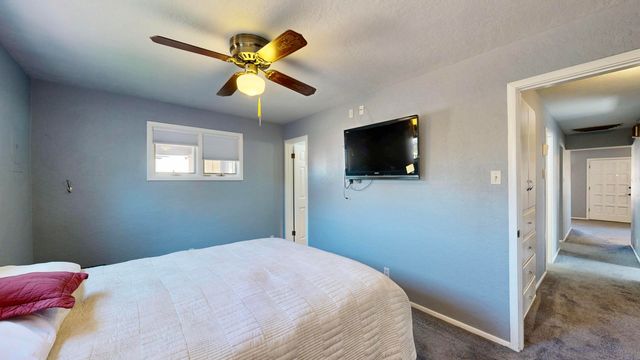 2009 June Street NE, Albuquerque, NM 87112