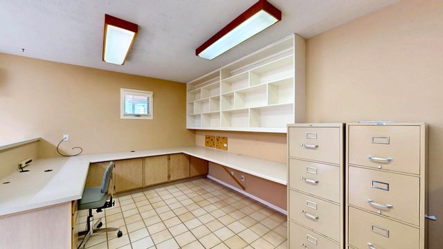 2009 June Street NE, Albuquerque, NM 87112