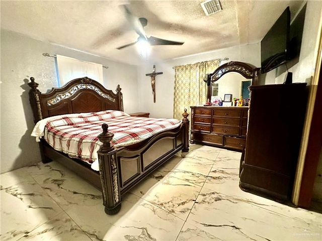 607 N Mariposa Street, Rio Grande City, TX 78582