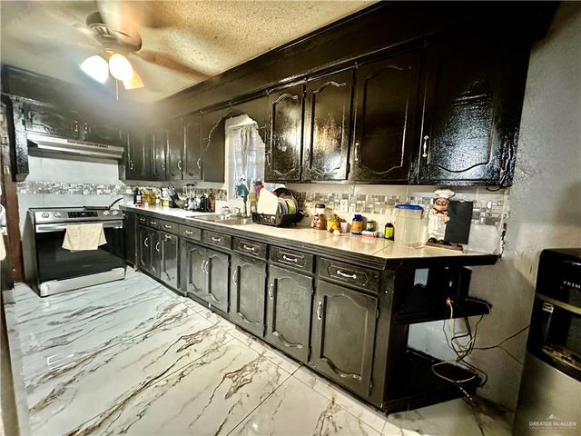 607 N Mariposa Street, Rio Grande City, TX 78582