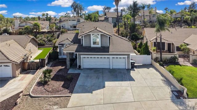 39607 Via Dominique, Murrieta, CA 92563