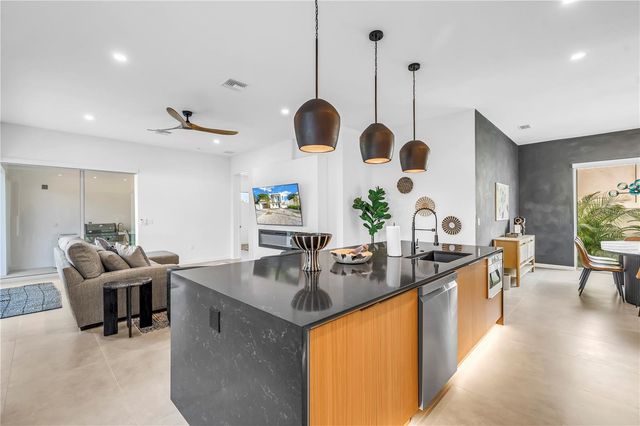 2305 TEMPLE STREET, Sarasota, FL 34239