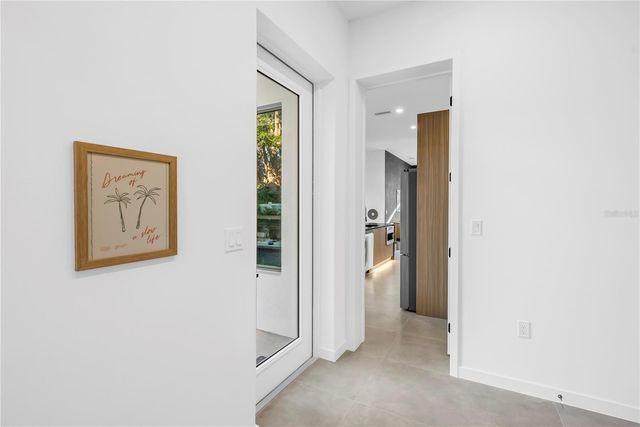 2305 TEMPLE STREET, Sarasota, FL 34239