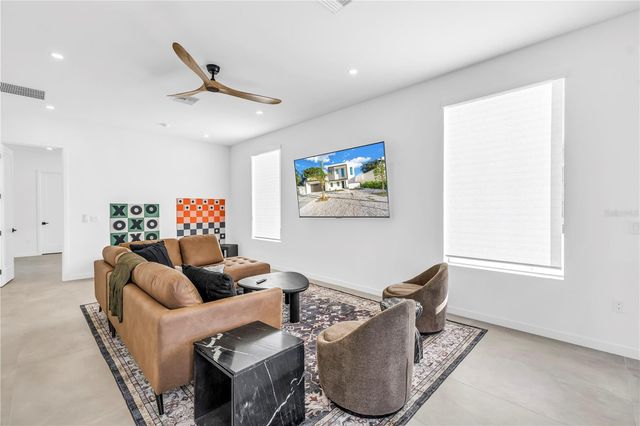 2305 TEMPLE STREET, Sarasota, FL 34239