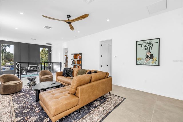 2305 TEMPLE STREET, Sarasota, FL 34239