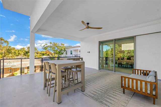 2305 TEMPLE STREET, Sarasota, FL 34239
