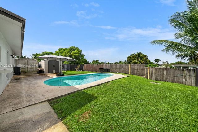 30334 SW 158th Court, Homestead, FL 33033
