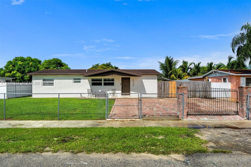 30334 SW 158th Court, Homestead, FL 33033