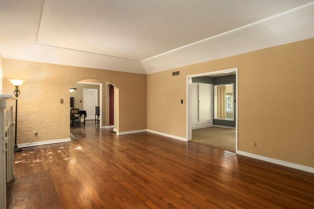 4351 N Wilson Avenue, Fresno, CA 93704