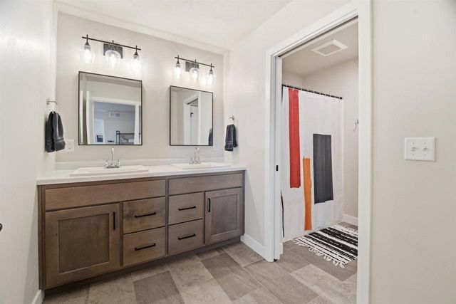 209 RED CEDAR PARKWAY, Kimberly, WI 54136