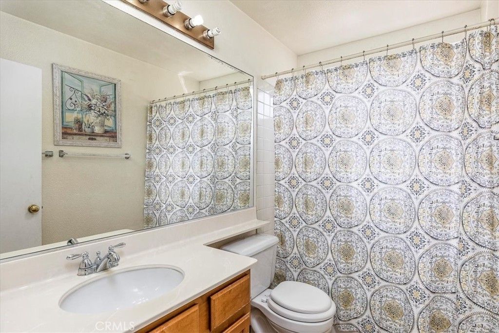 Image 14 of property listing at 43115 Corte Landeros, Temecula, CA 92592