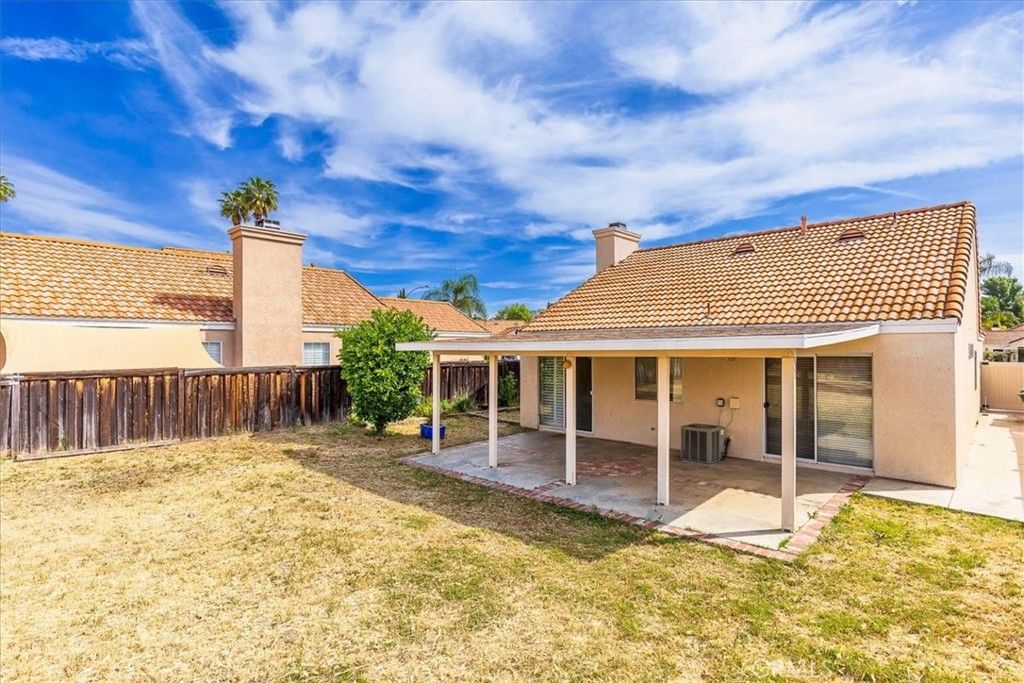 Image 21 of property listing at 43115 Corte Landeros, Temecula, CA 92592