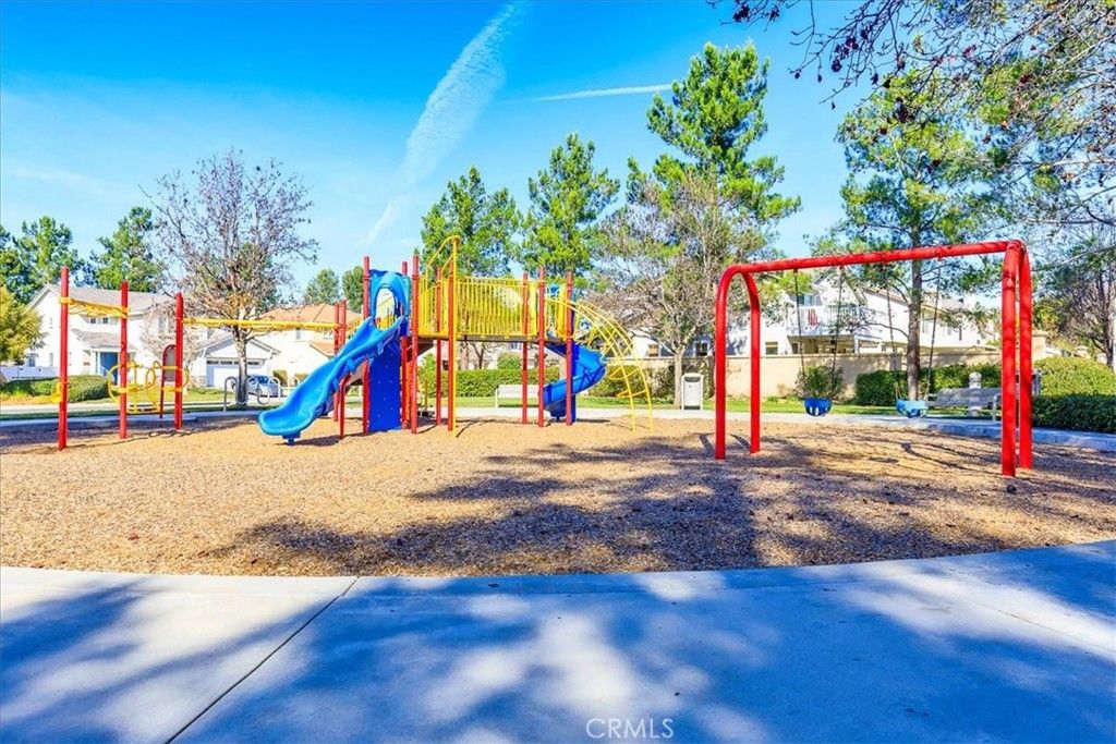 Image 34 of property listing at 43115 Corte Landeros, Temecula, CA 92592