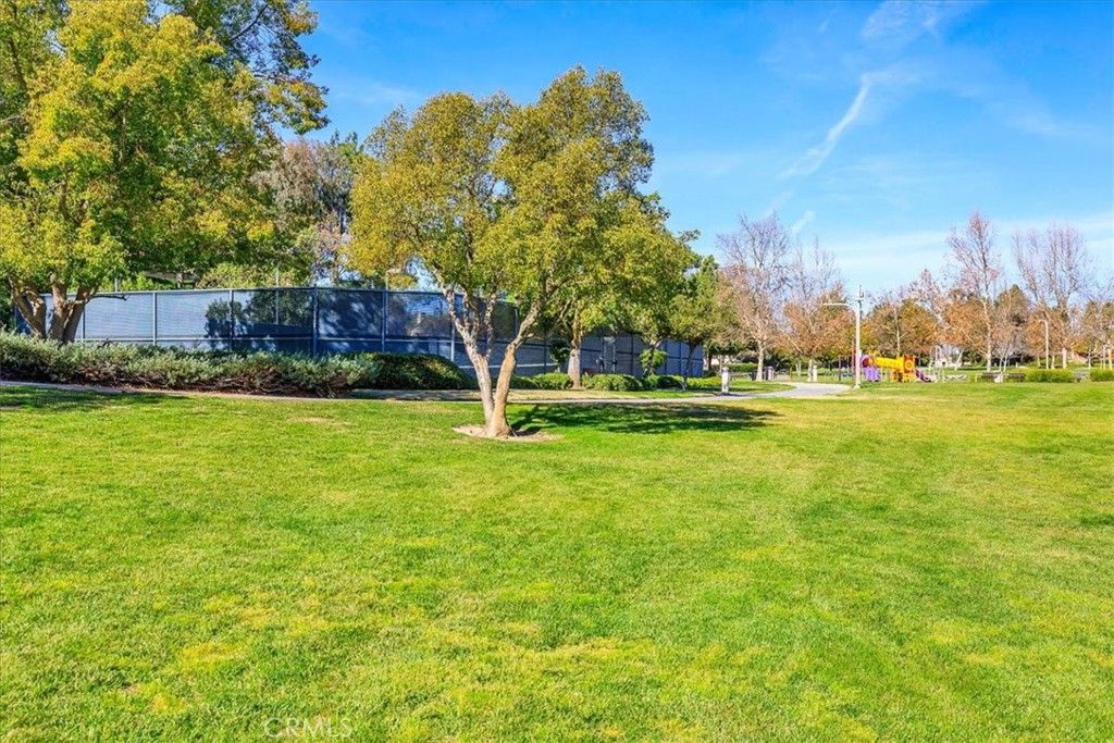 Image 36 of property listing at 43115 Corte Landeros, Temecula, CA 92592