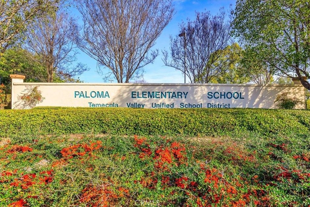 Image 40 of property listing at 43115 Corte Landeros, Temecula, CA 92592