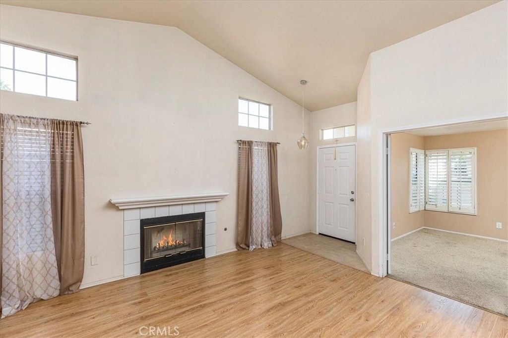 Image 6 of property listing at 43115 Corte Landeros, Temecula, CA 92592