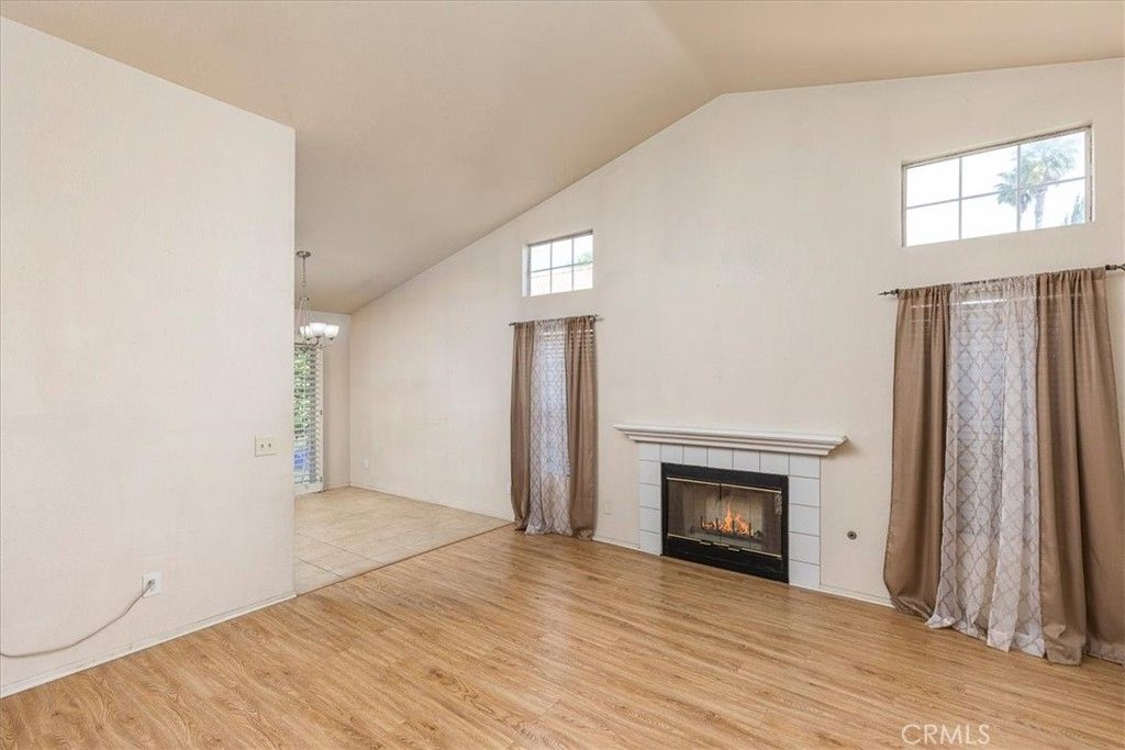 Image 7 of property listing at 43115 Corte Landeros, Temecula, CA 92592