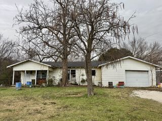 613 W Main Street, Crowley, TX 76036